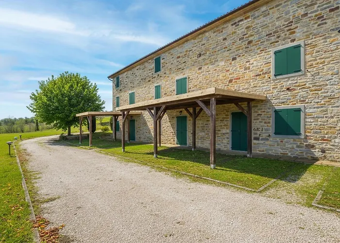 Gorgeous In With Wifi Daire *