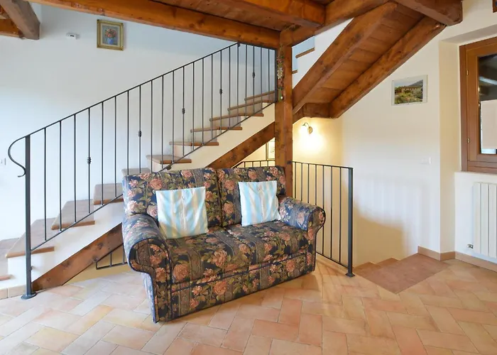 Appartement Gorgeous In With Wifi Loiano